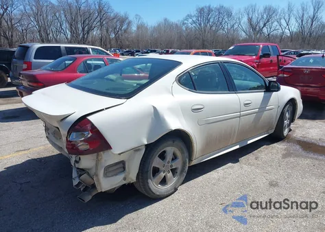 2006 Pontiac Grand Prix z USA, uszkodzony, nr VIN 2G2WP552461256320
